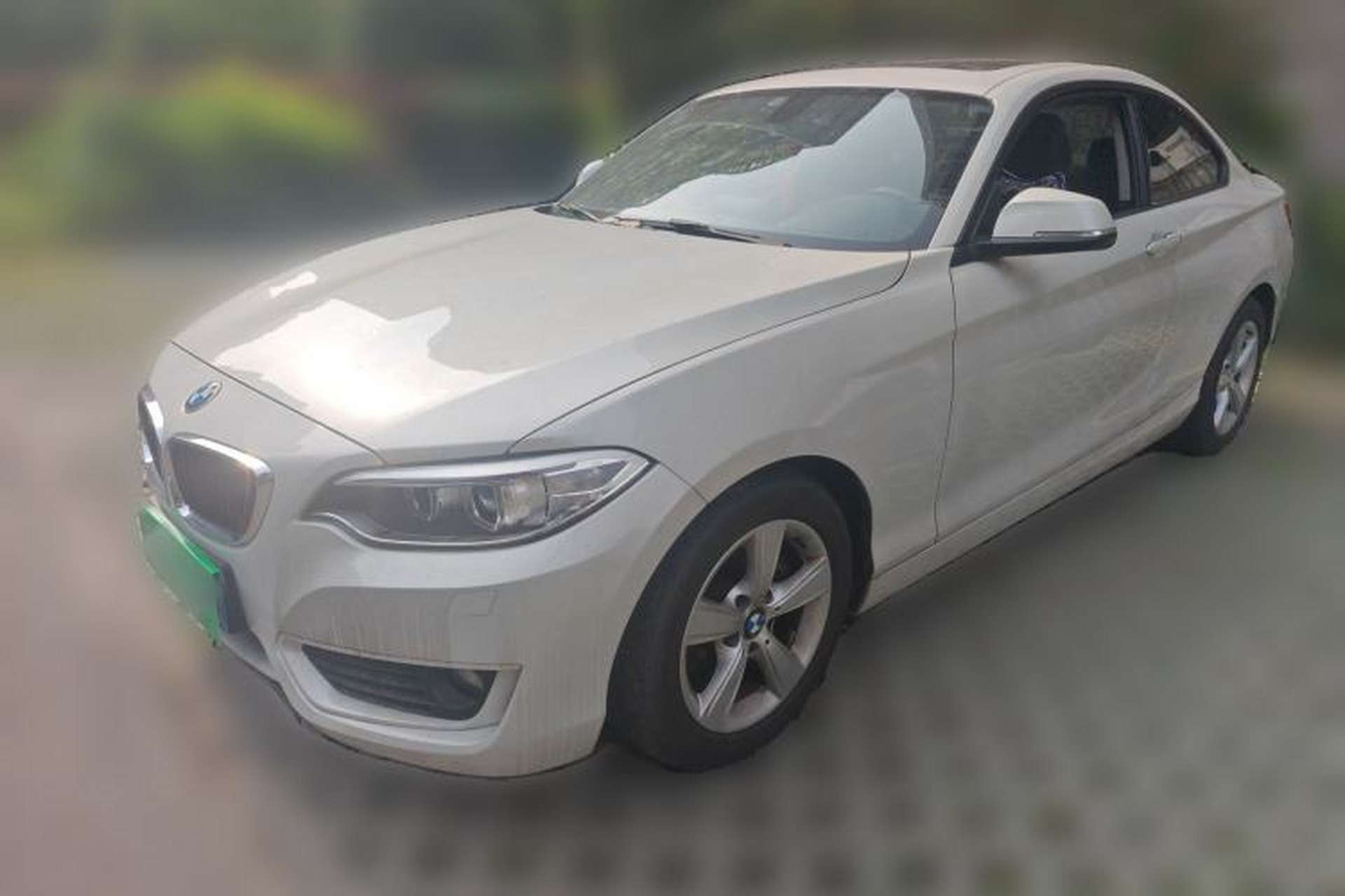 Used BMW 2 Series 2014 220i Leading Model Front Left 45 Deg