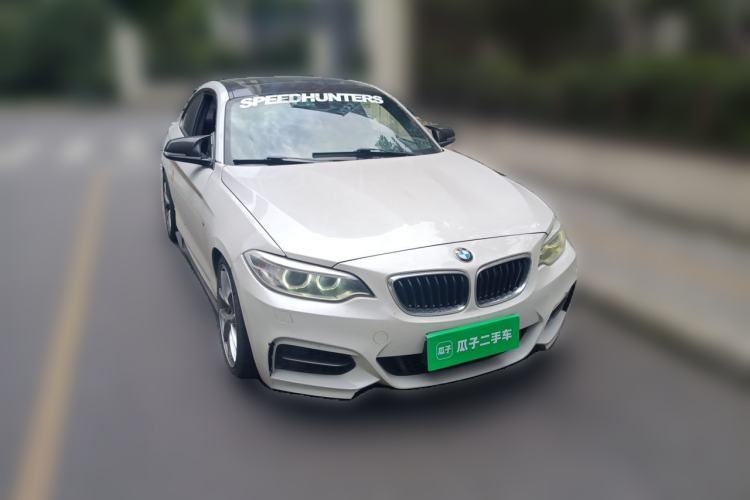 Used BMW 2 Series 2014 M235i Front Right 45 Deg