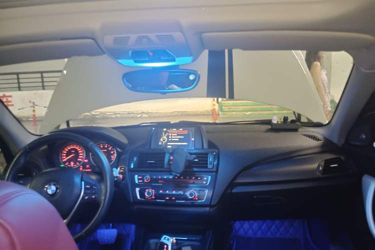 Used BMW 2 Series 2014 220i Leading Model Headliner