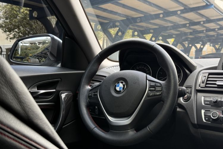 Used BMW 2 Series 2014 220i Sport Design Package Interior 3