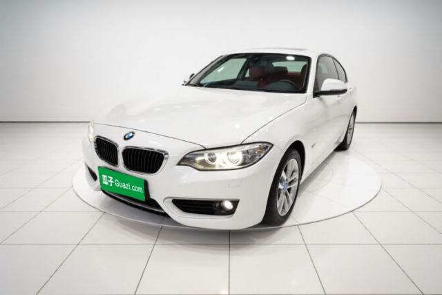 Ojetý BMW 2 Series 2014 220i Leading Model