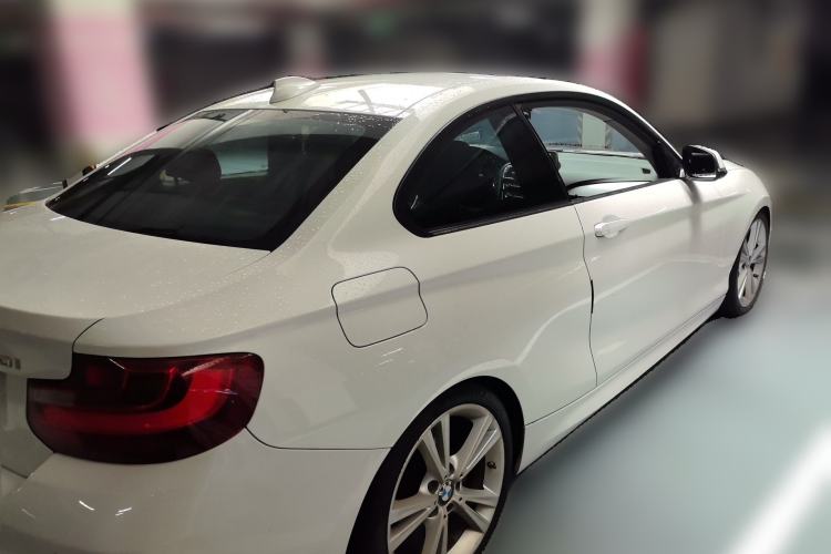 Used BMW 2 Series 2014 220i Leading Model Rear Right 45 Deg