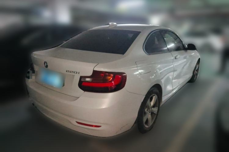 Used BMW 2 Series 2014 220i Sport Design Package Rear Right 45 Deg
