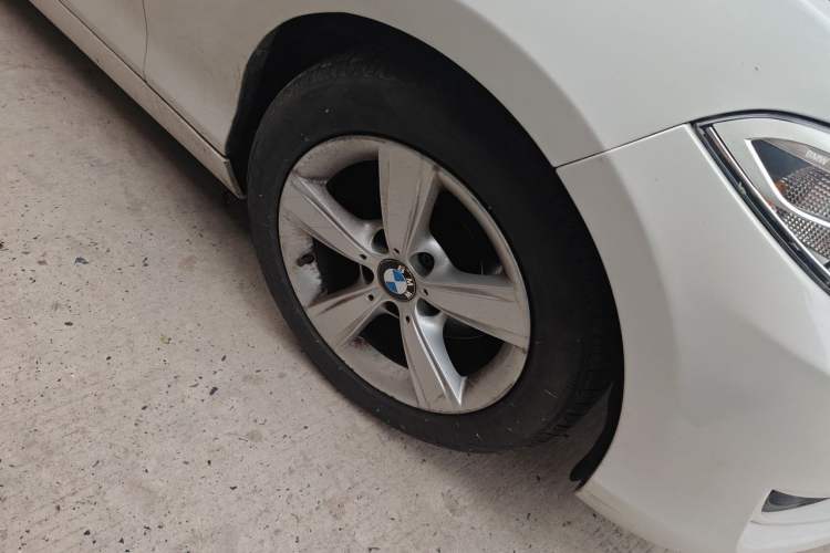 Used BMW 2 Series 2014 220i Leading Model Right Front Wheel Hub