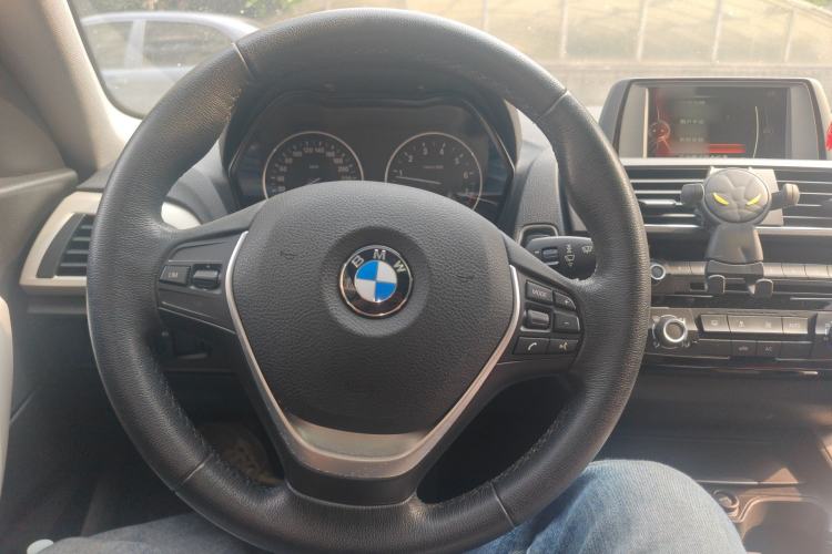 Used BMW 2 Series 2014 220i Leading Model Steering Wheel