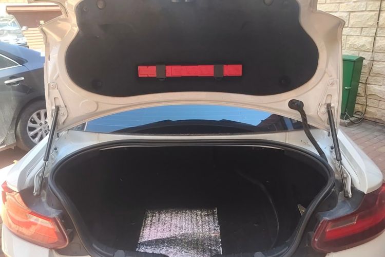 Used BMW 2 Series 2014 220i Leading Model Trunk