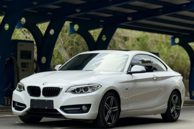 Used BMW 2 Series 2014 220i Sport Design Package