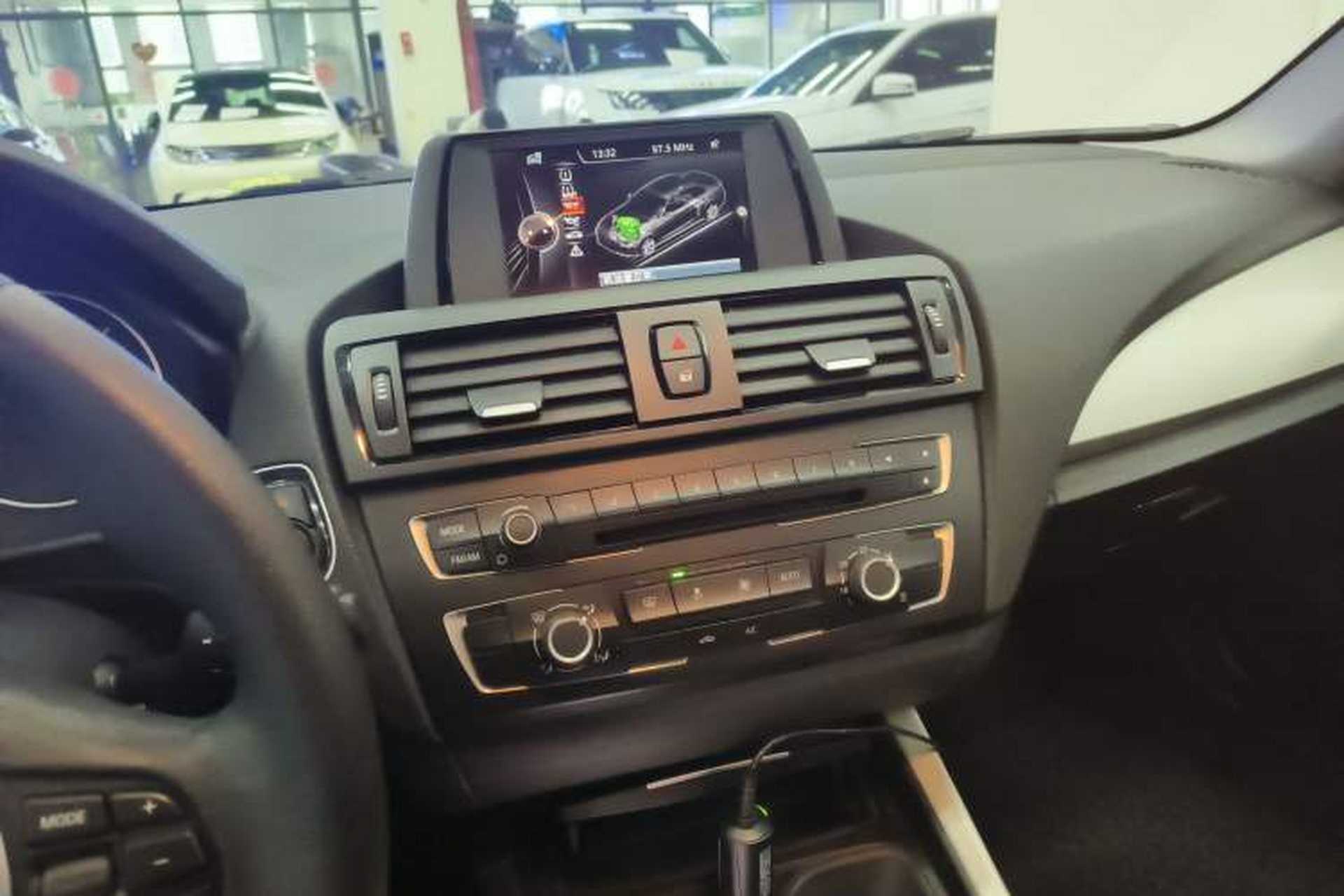 Used BMW 2 Series 2014 220i Leading Model Audio And AC Panel