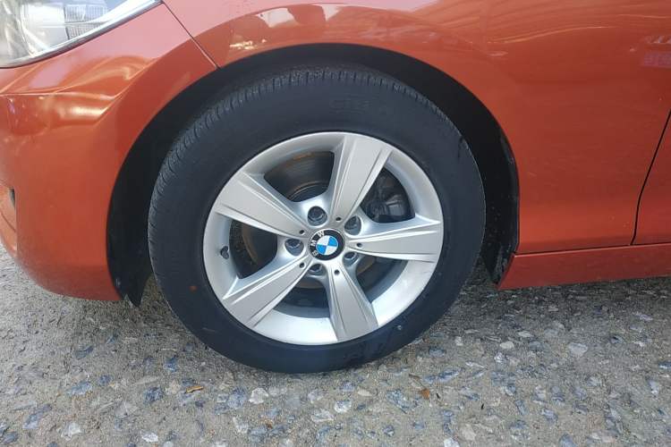 Used BMW 2 Series 2014 220i Leading Model Left Front Wheel Hub