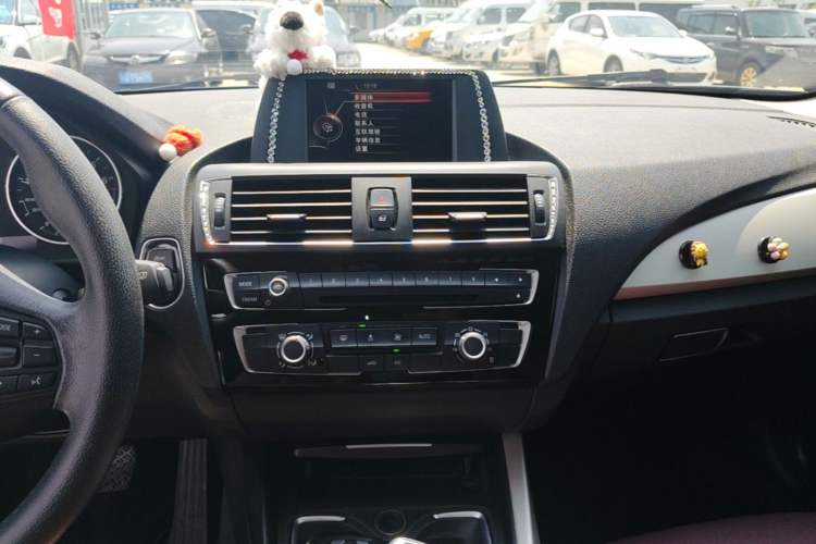 Used BMW 2 Series 2015 218i Audio And AC Panel