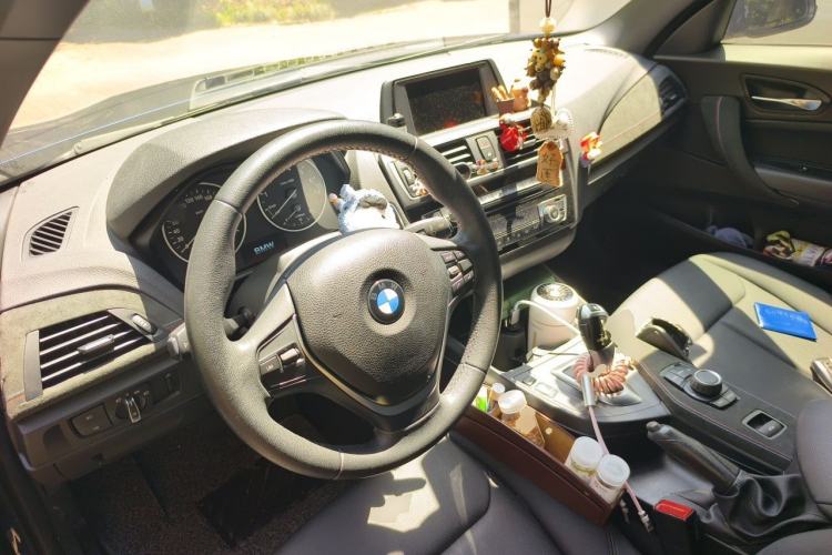 Used BMW 2 Series 2015 218i Convertible Coupe Center Console