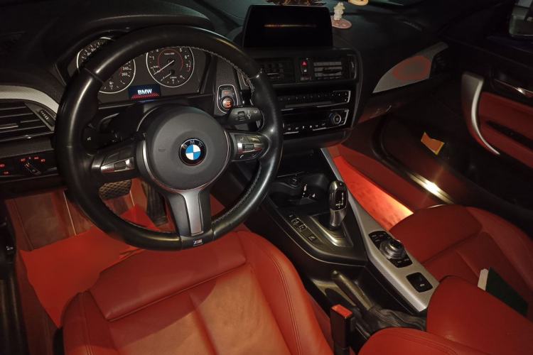 Used BMW 2 Series 2015 220i Convertible Coupe Leading Model Center Console