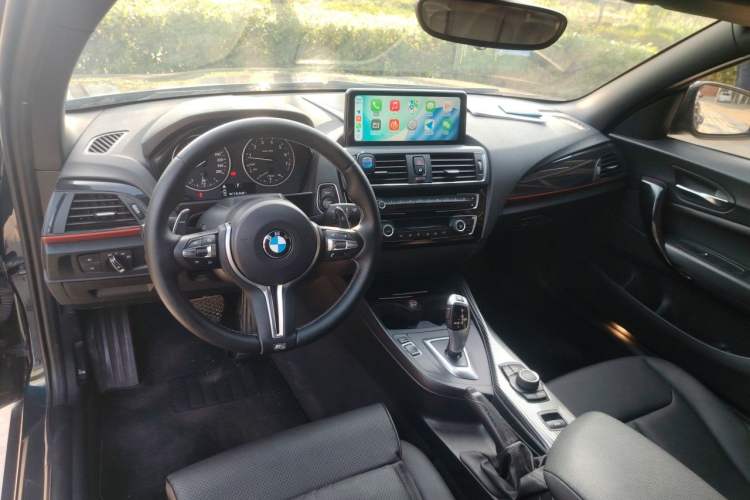 Used BMW 2 Series 2015 220i Convertible Coupe Leading Model Center Console