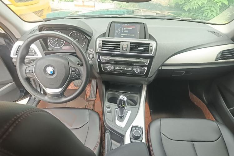 Used BMW 2 Series 2015 218i Center Console