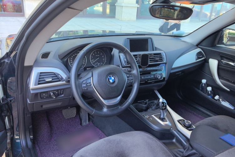 Used BMW 2 Series 2015 218i Center Console