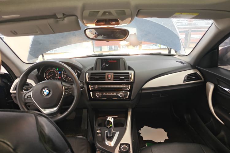 Used BMW 2 Series 2015 218i Center Console