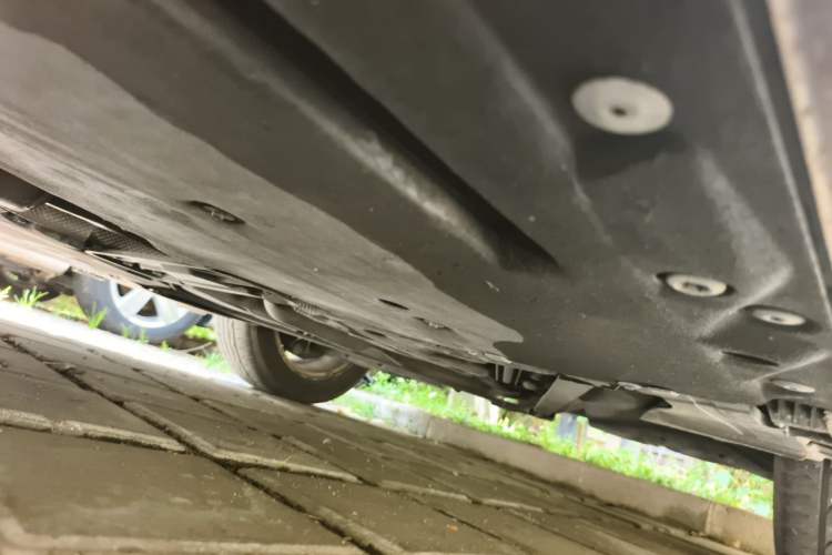 Used BMW 2 Series 2015 218i Convertible Coupe Chassis Rear Left