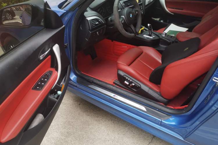 Used BMW 2 Series 2015 220i Convertible Coupe M Sport Edition Driver Seat