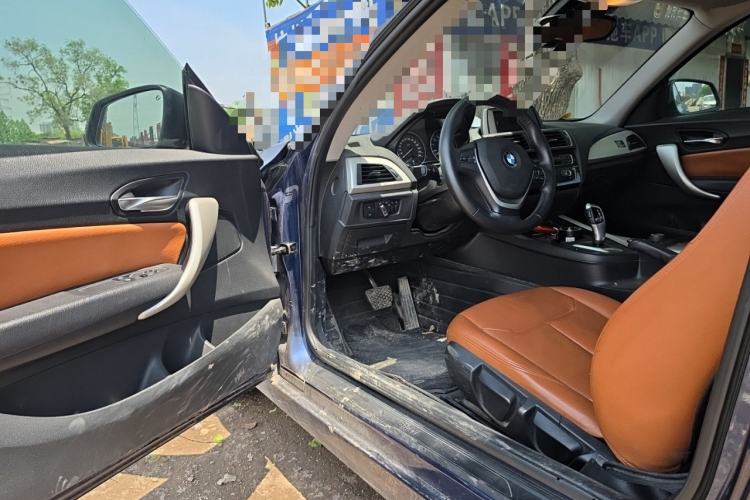 Used BMW 2 Series 2015 218i Driver Seat