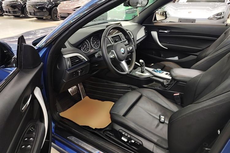 Used BMW 2 Series 2015 220i Convertible Coupe M Sport Edition Driver Seat