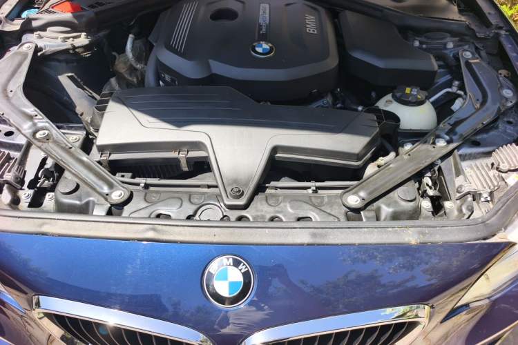 Used BMW 2 Series 2015 218i Convertible Coupe Engine Bay