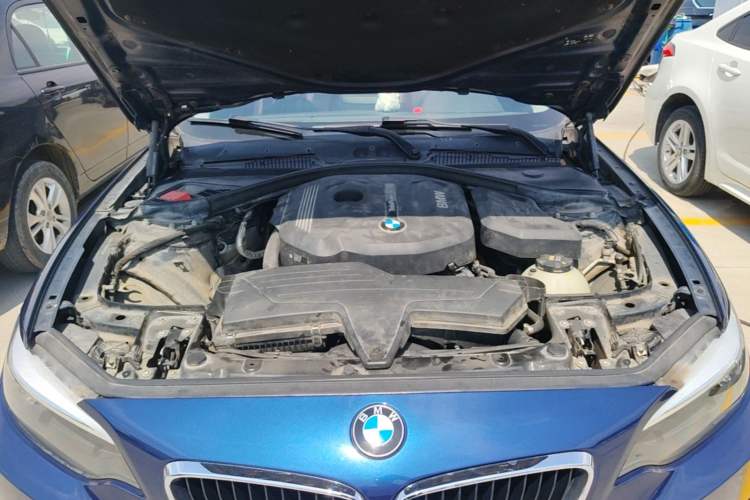 Used BMW 2 Series 2015 218i Engine Bay