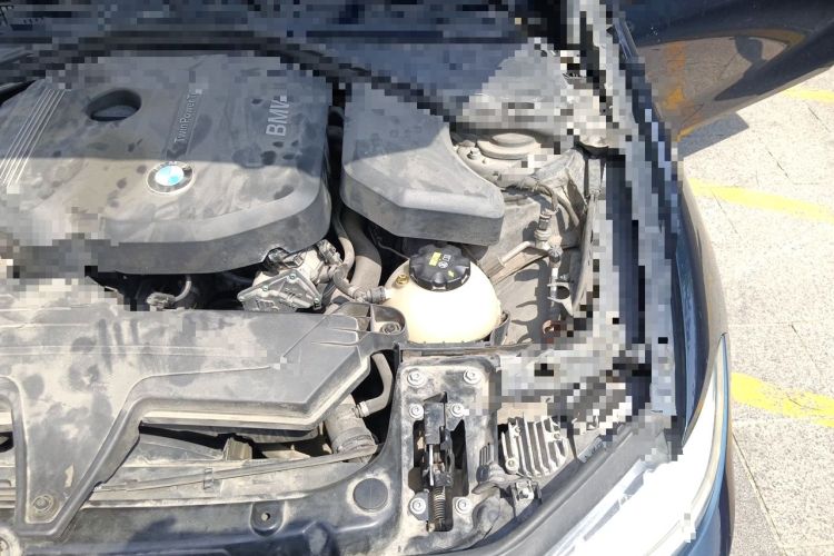 Used BMW 2 Series 2015 218i Engine Bay Left