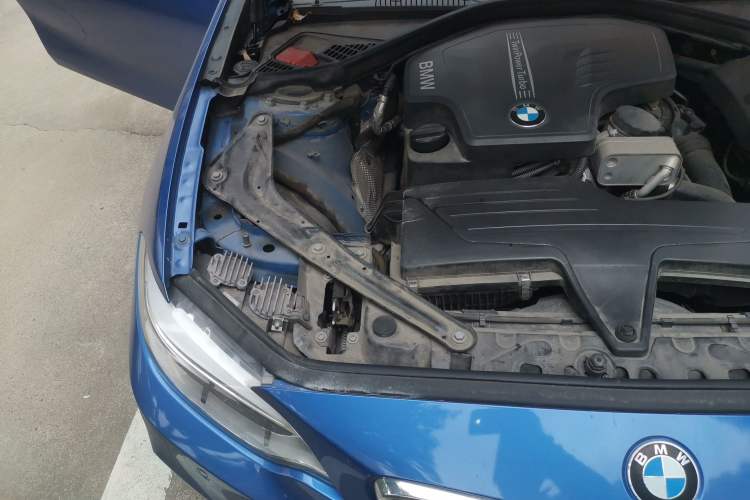 Used BMW 2 Series 2015 220i Convertible Coupe M Sport Edition Engine Bay Right