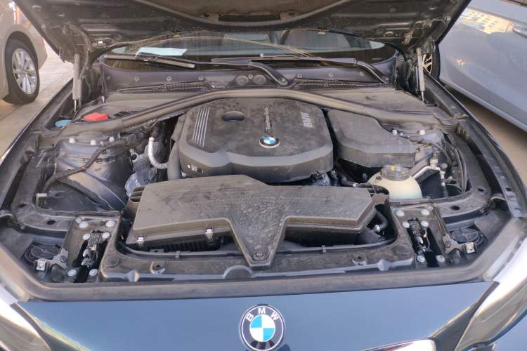 Used BMW 2 Series 2015 218i Engine Bay