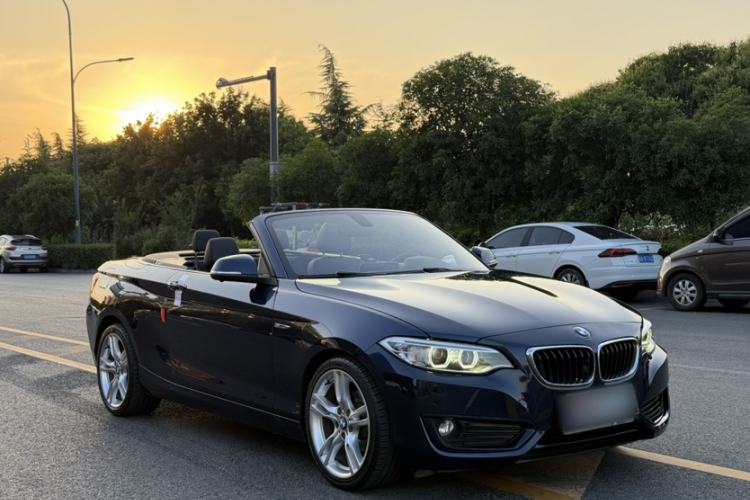 Used BMW 2 Series 2015 218i Convertible Coupe Exterior 2