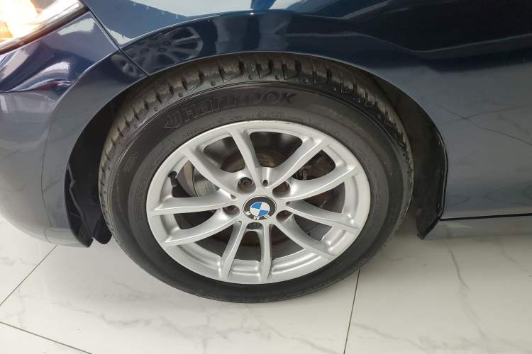 Used BMW 2 Series 2015 218i Convertible Coupe Exterior 2