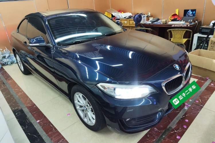 Used BMW 2 Series 2015 218i Exterior 2