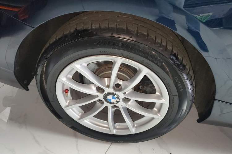 Used BMW 2 Series 2015 218i Convertible Coupe Exterior 3