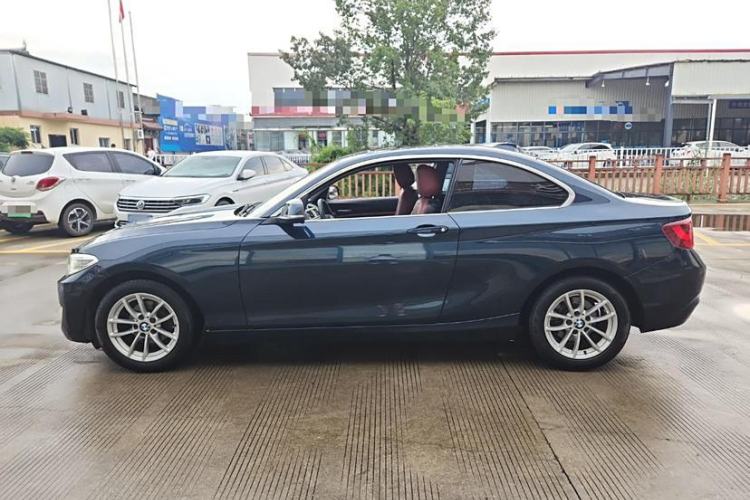 Used BMW 2 Series 2015 218i Exterior 3