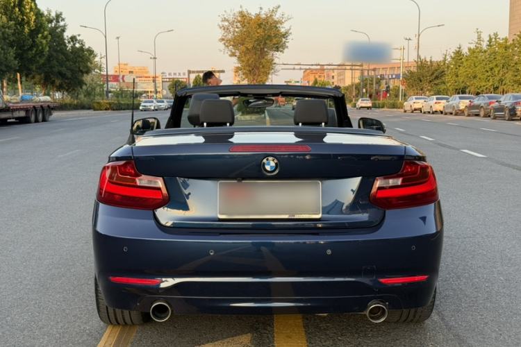 Used BMW 2 Series 2015 218i Convertible Coupe Exterior 4