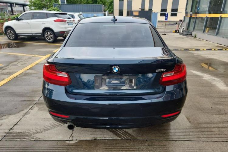 Used BMW 2 Series 2015 218i Exterior 4