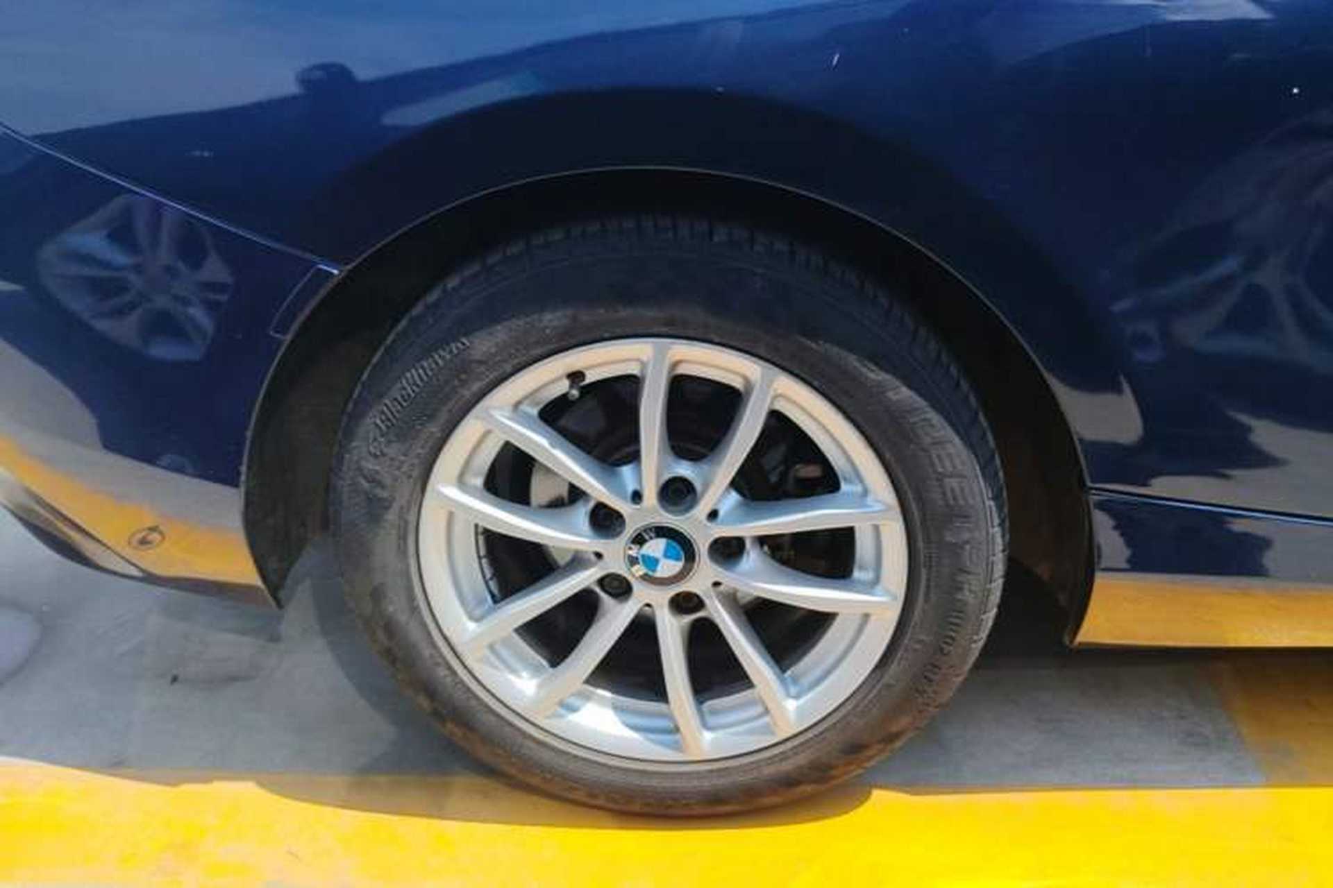Used BMW 2 Series 2015 218i Exterior 5
