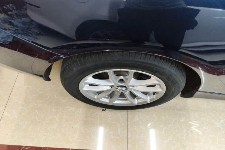 Used BMW 2 Series 2015 218i Exterior 8
