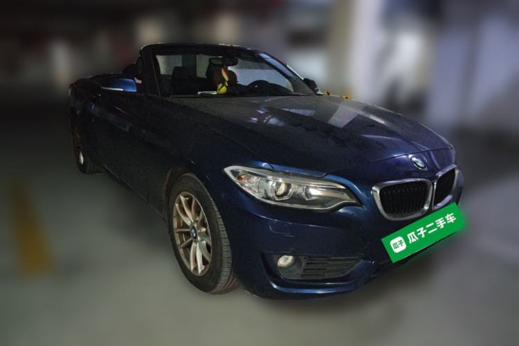 Used BMW 2 Series 2015 218i Convertible Coupe Front Right 45 Deg