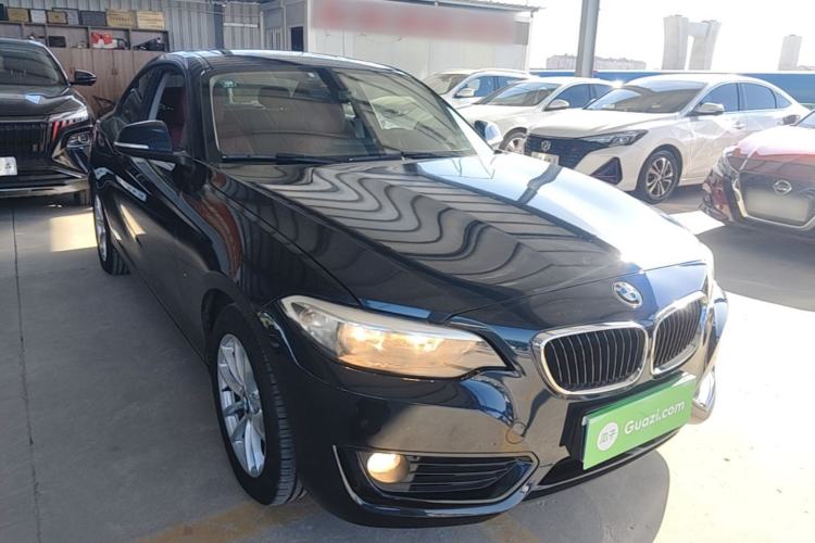 Used BMW 2 Series 2015 218i Front Right 45 Deg