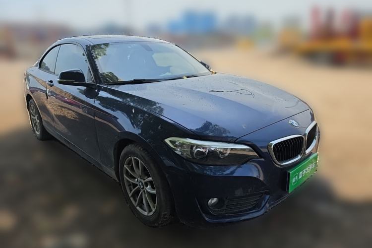 Used BMW 2 Series 2015 218i Front Right 45 Deg