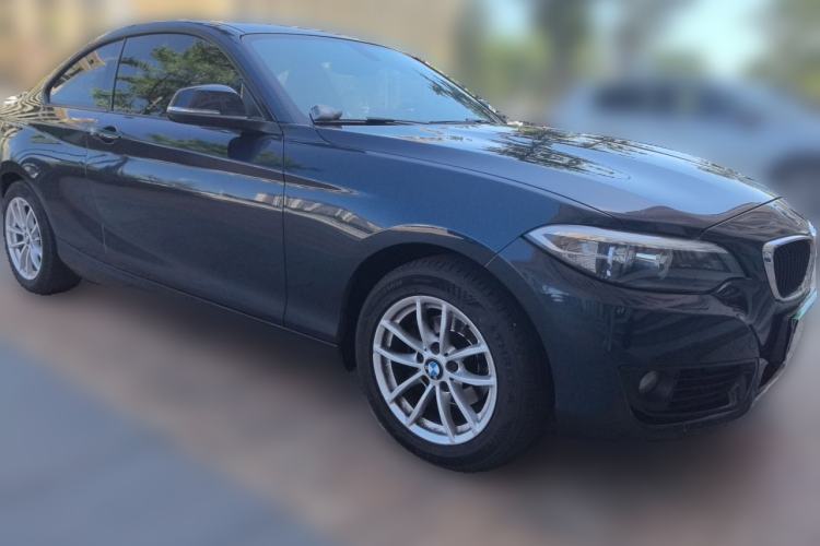 Used BMW 2 Series 2015 218i Front Right 45 Deg