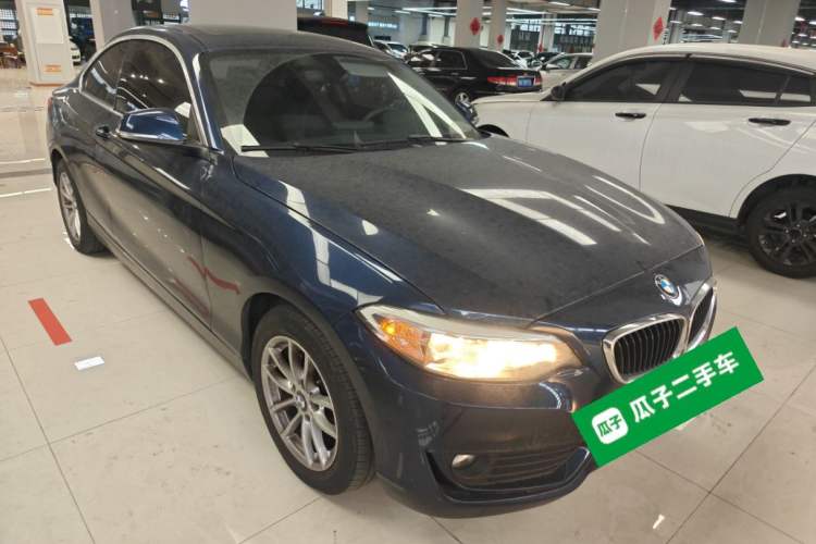 Used BMW 2 Series 2015 218i Front Right 45 Deg