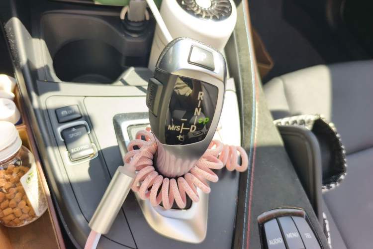 Used BMW 2 Series 2015 218i Convertible Coupe Gear Lever