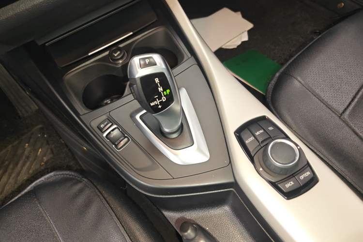 Used BMW 2 Series 2015 218i Gear Lever