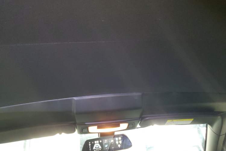 Used BMW 2 Series 2015 218i Convertible Coupe Headliner