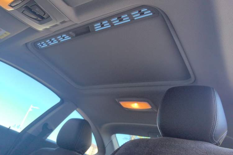 Used BMW 2 Series 2015 218i Headliner