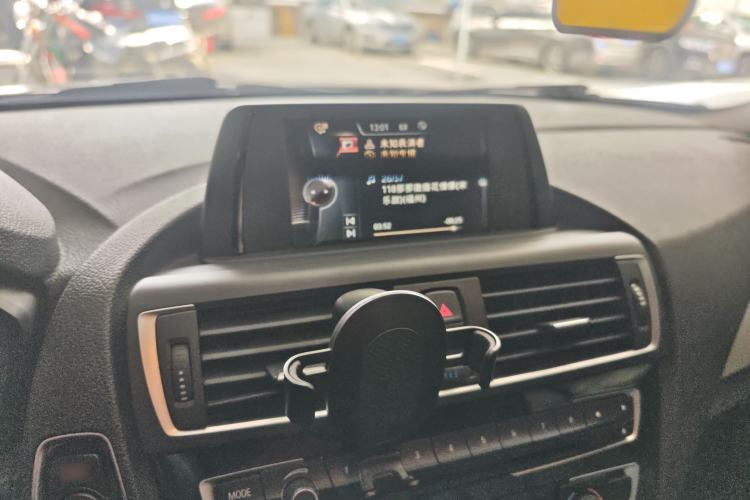 Used BMW 2 Series 2015 218i Convertible Coupe Interior 2