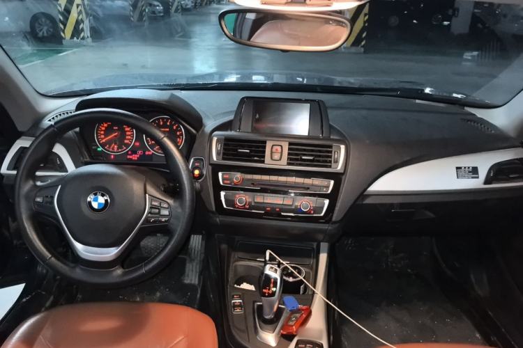 Used BMW 2 Series 2015 218i Interior 2