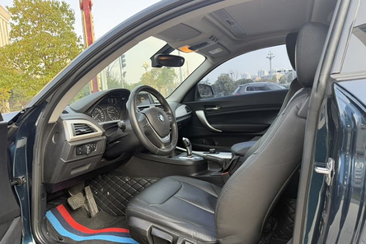 Used BMW 2 Series 2015 218i Interior 2